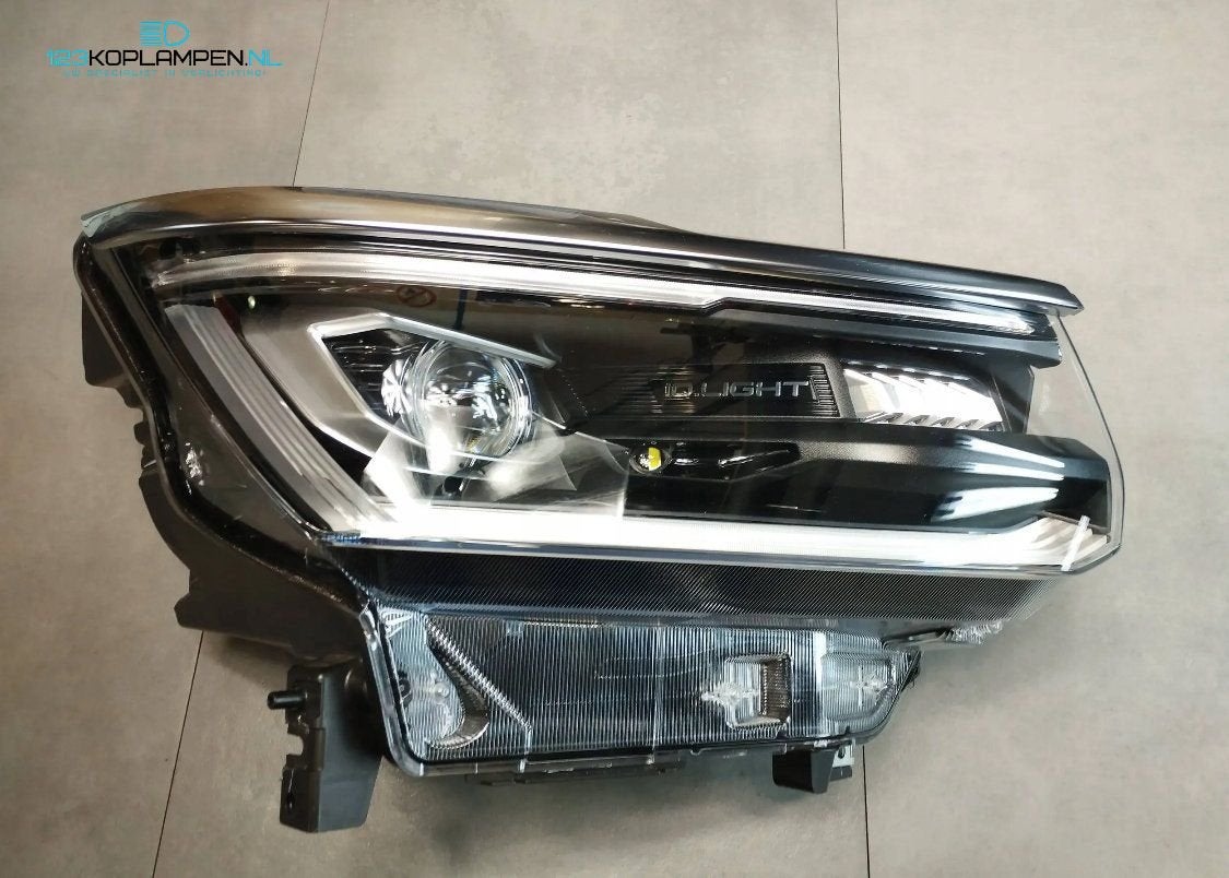 VW Volkswagen Amarok 2 / II Full Led koplamp rechts, Gebruikt, -, Volkswagen, -