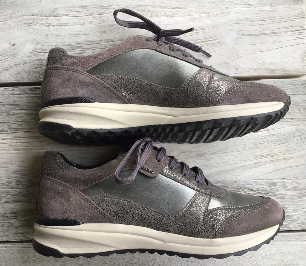 Geox damesschoenen maat 38, Kleding | Dames, Schoenen, Ophalen of Verzenden, Zo goed als nieuw, Zwart, Sneakers of Gympen