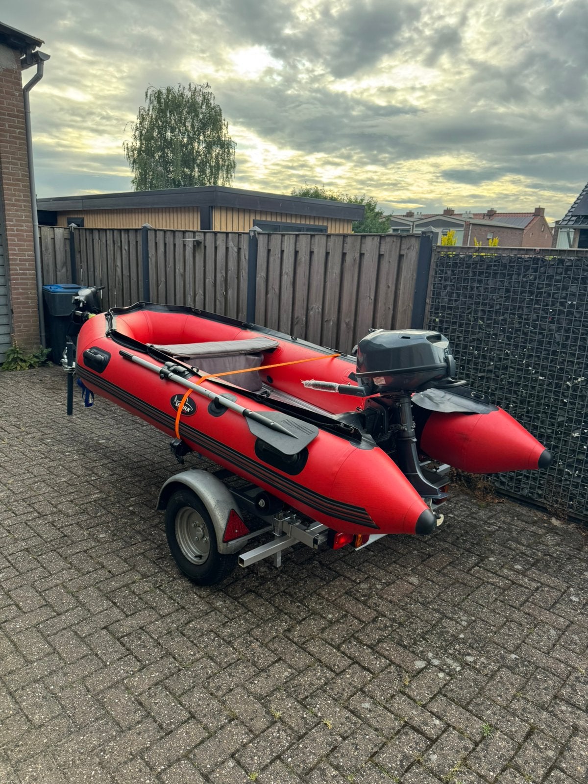 BOOT + TRAILER + MOTOR 6pk 2022, Ophalen, Zo goed als nieuw