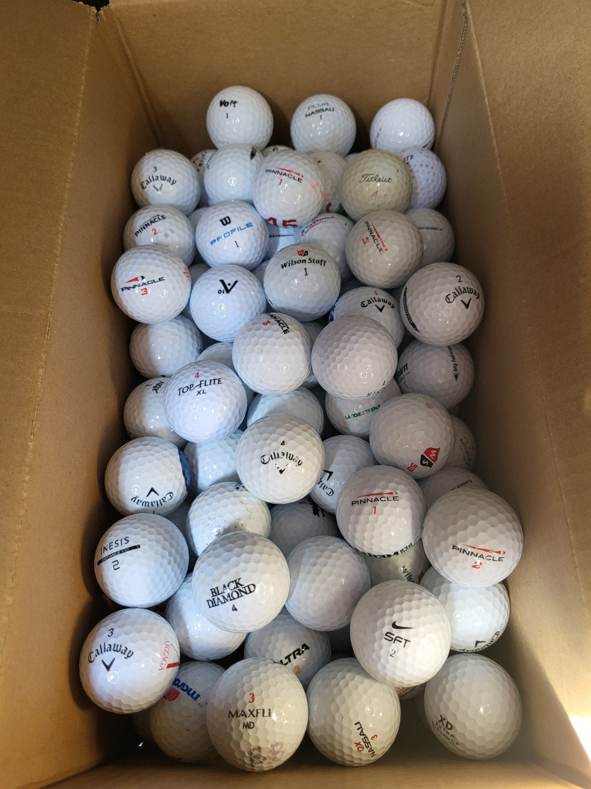 100 golfballen, Ophalen of Verzenden, Gebruikt, Bal(len)