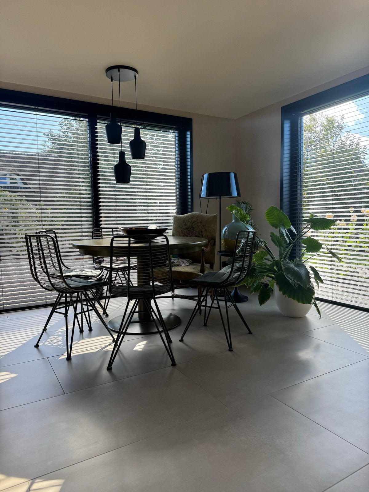 5 PTMD Wire stoelen met groene kussens, Gebruikt, Zwart, Ophalen of Verzenden, Metaal