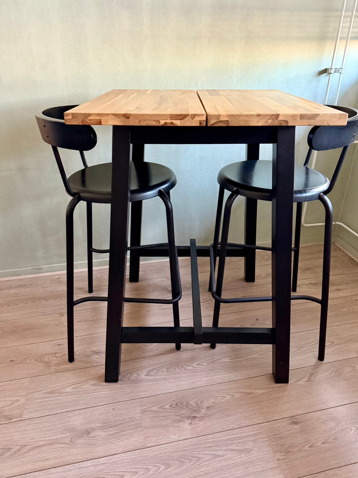Moderne bar tafel incl. 2 stoelen, Ophalen, Zo goed als nieuw