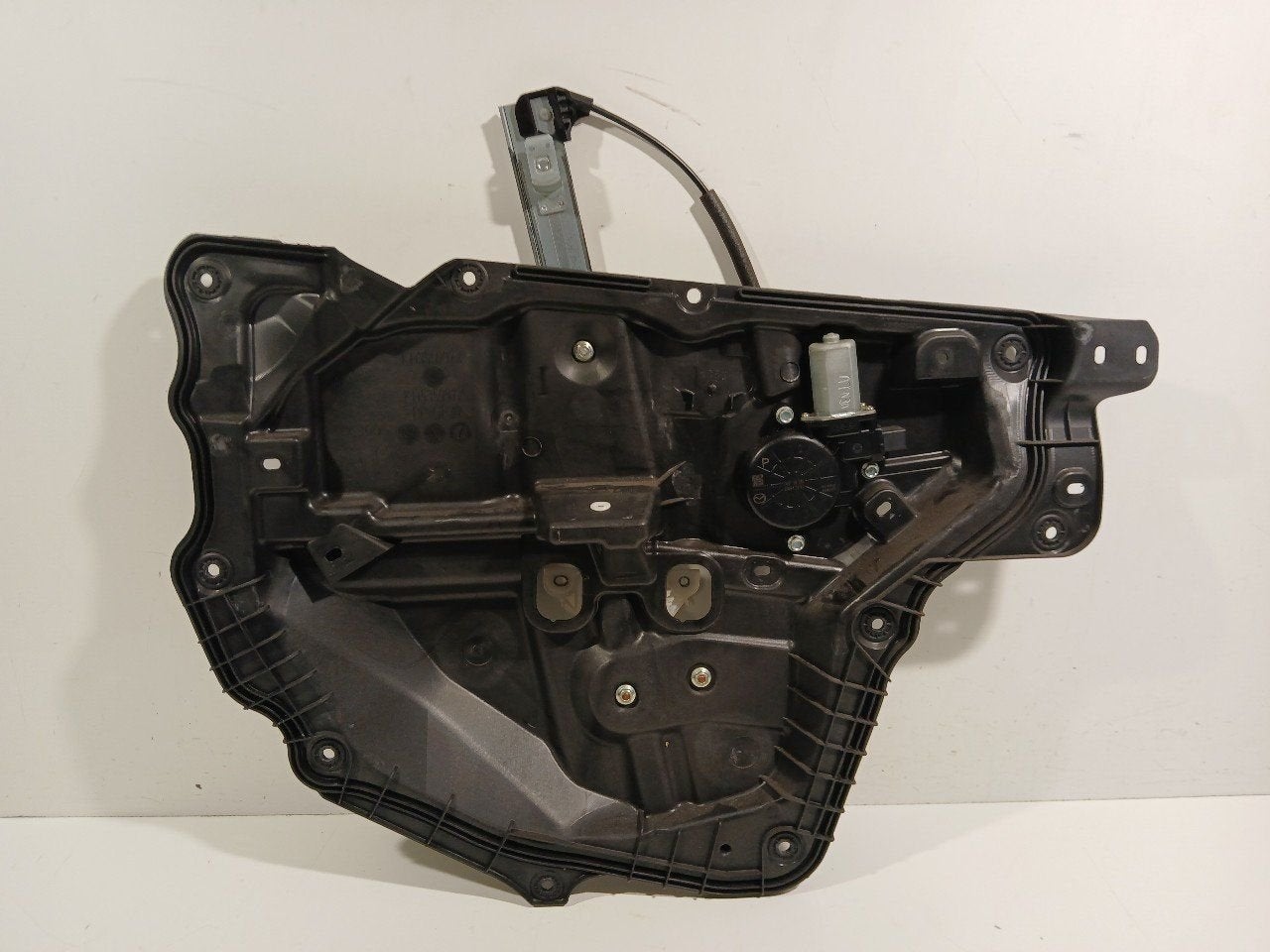 Raammechaniek elektrisch links voor Mazda CX-5, Onderdelen@venauto.nl, Van der Ven Autorecycling B.V., Gebruikt, Ettenseweg 76, 4706 PB Roosendaal, The Netherlands