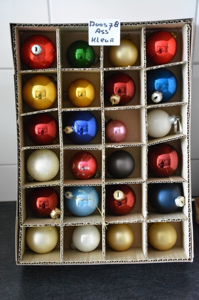 Kerstballen gekleurd Doos 78, Diversen, Ophalen of Verzenden, Zo goed als nieuw