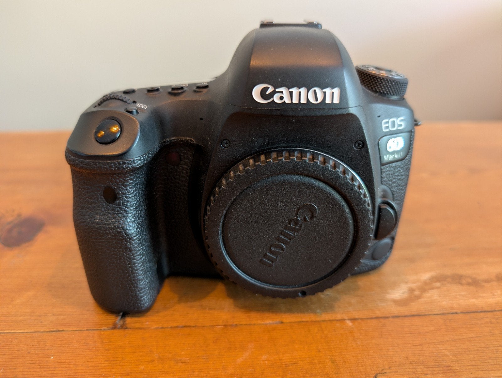 Canon EOS 6D Mark II camera met 40mm lens, grip + extra batt, Bluetooth, Spiegelreflex, Canon, Ophalen of Verzenden