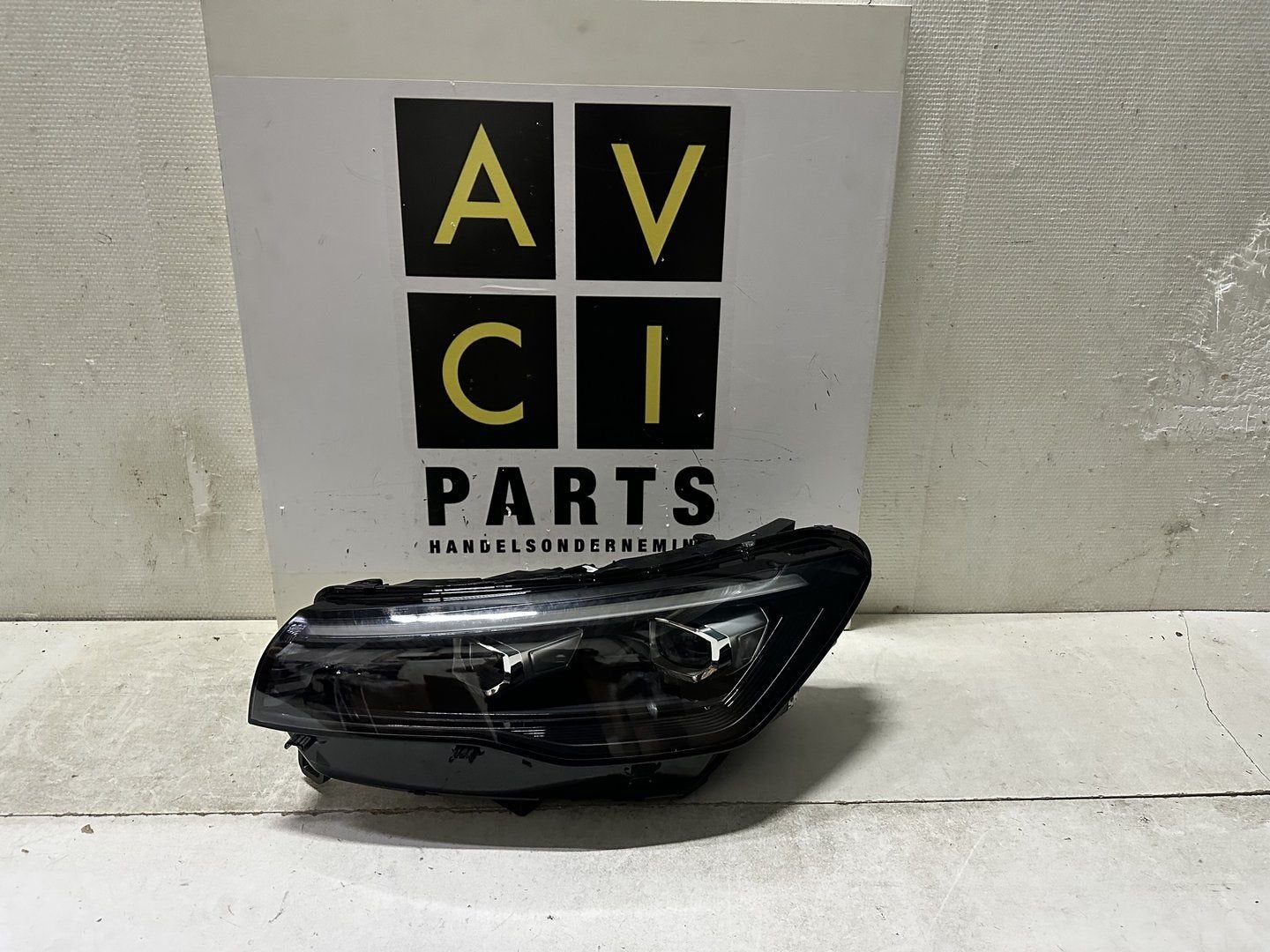 Koplamp VW Tiguan 571 Vol Led Rechts 571941035C Links, Gebruikt, -, Volkswagen, -