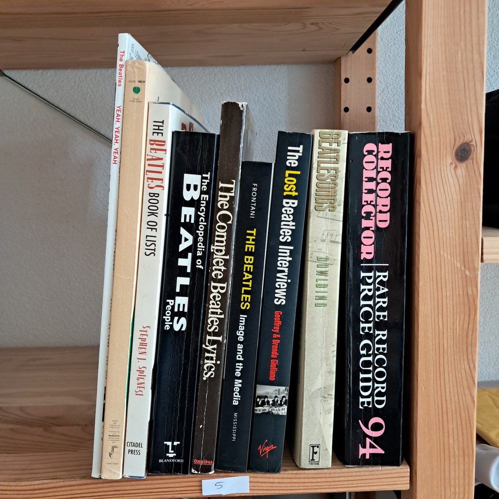 Beatles boeken, Verzamelen, Ophalen of Verzenden, Boek, Tijdschrift of Artikel