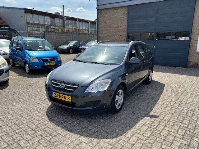 Kia Cee'd Sporty Wagon 1.4 X-tra ISG Nette Auto, Auto's, Voorwielaandrijving, Stof, Gebruikt, Zwart