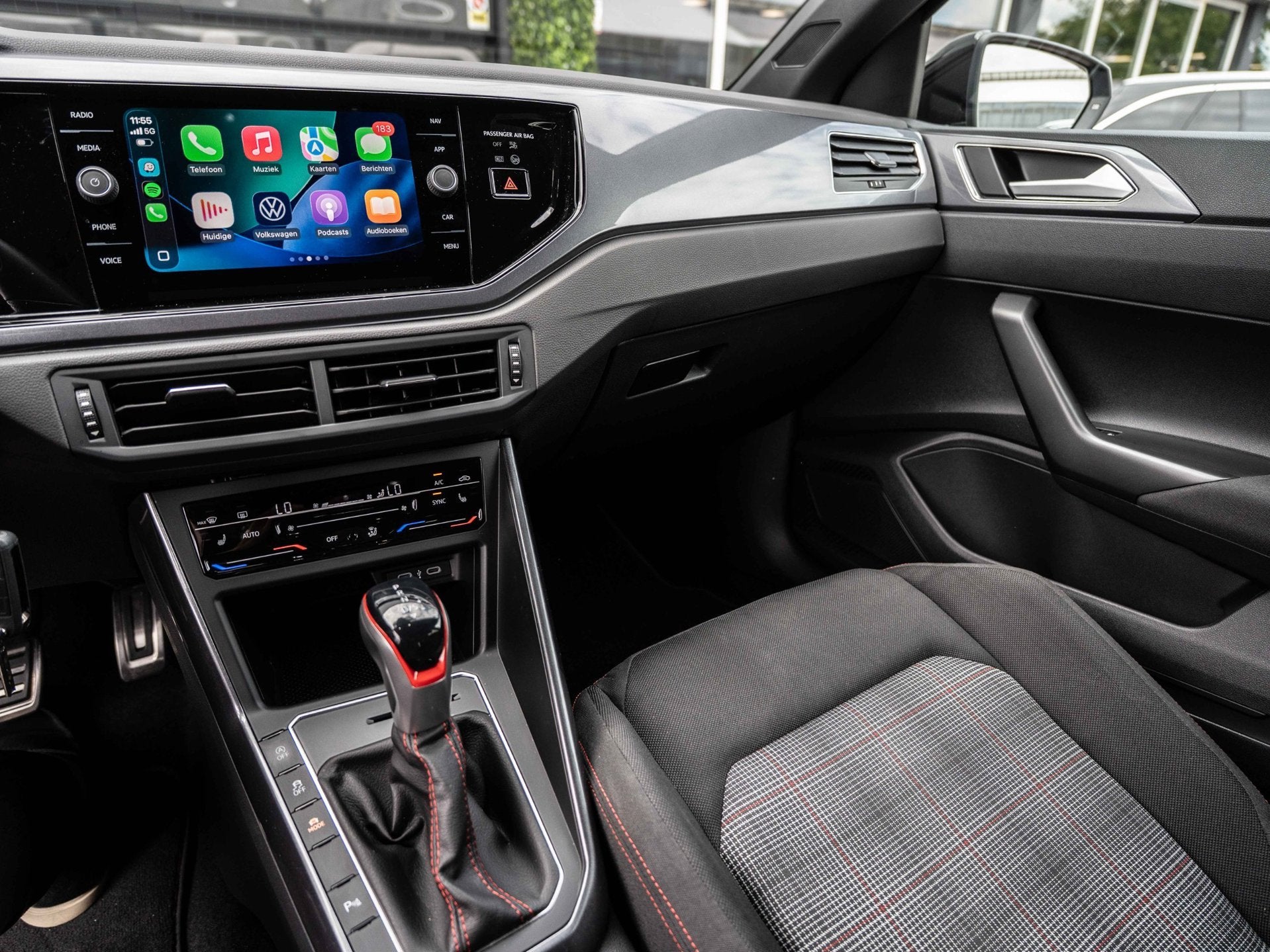 Volkswagen Polo 2.0 TSI 207PK DSG GTI | IQ Light | LED Mistl, Gebruikt, 4 cilinders, Zwart, Origineel Nederlands