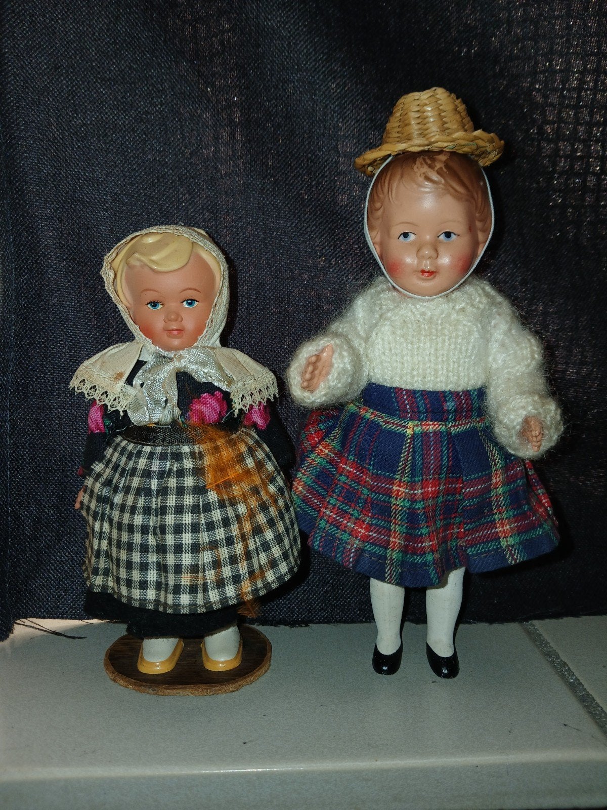 Vintage poppen in traditionele klederdracht - set van 2, Ophalen of Verzenden, Gebruikt, Pop