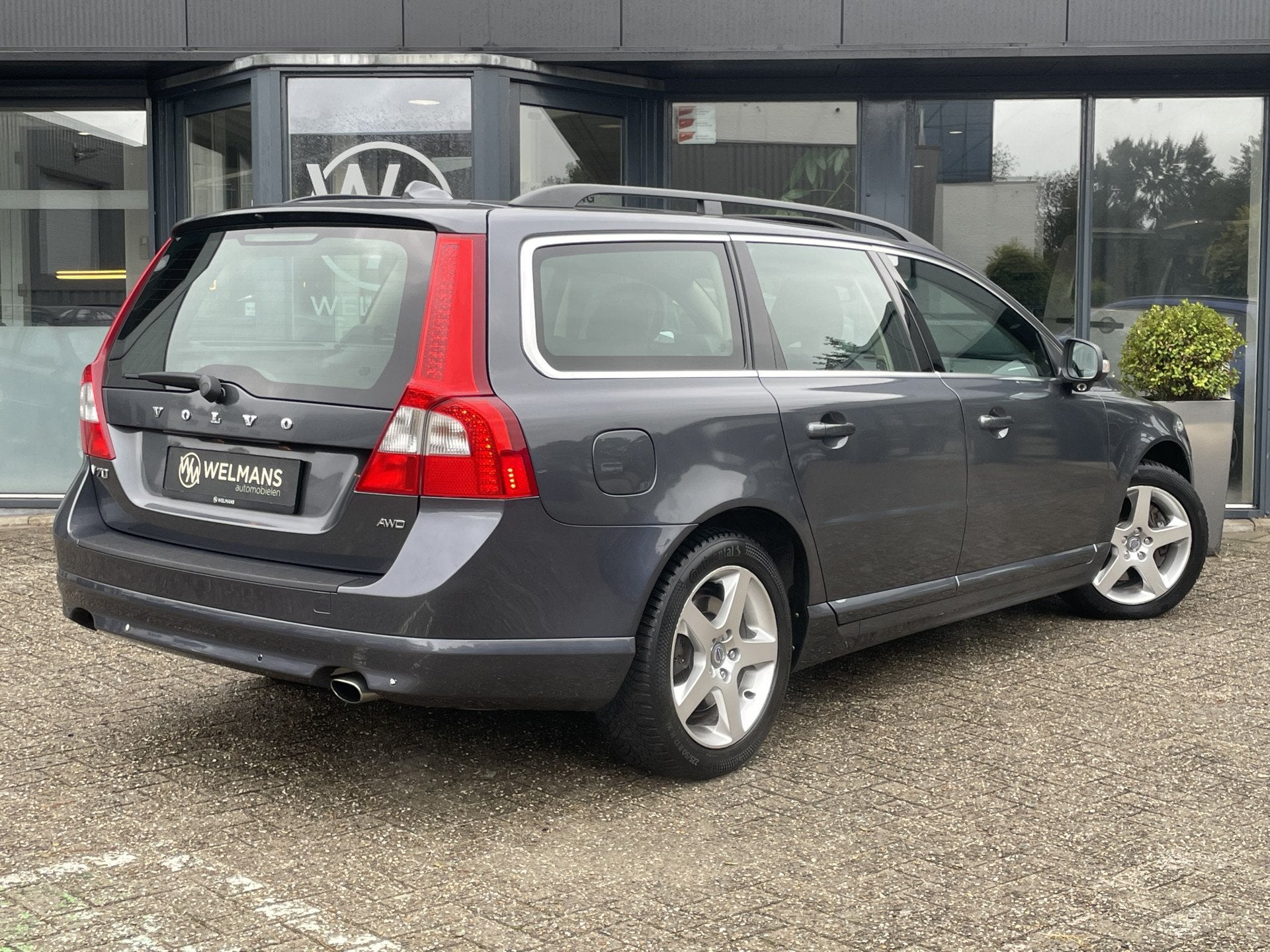Volvo V70 3.0 T6 AWD Summum Youngtimer l Schuifdak l ACC, Auto's, Automaat, Gebruikt, 1714 kg, Vierwielaandrijving