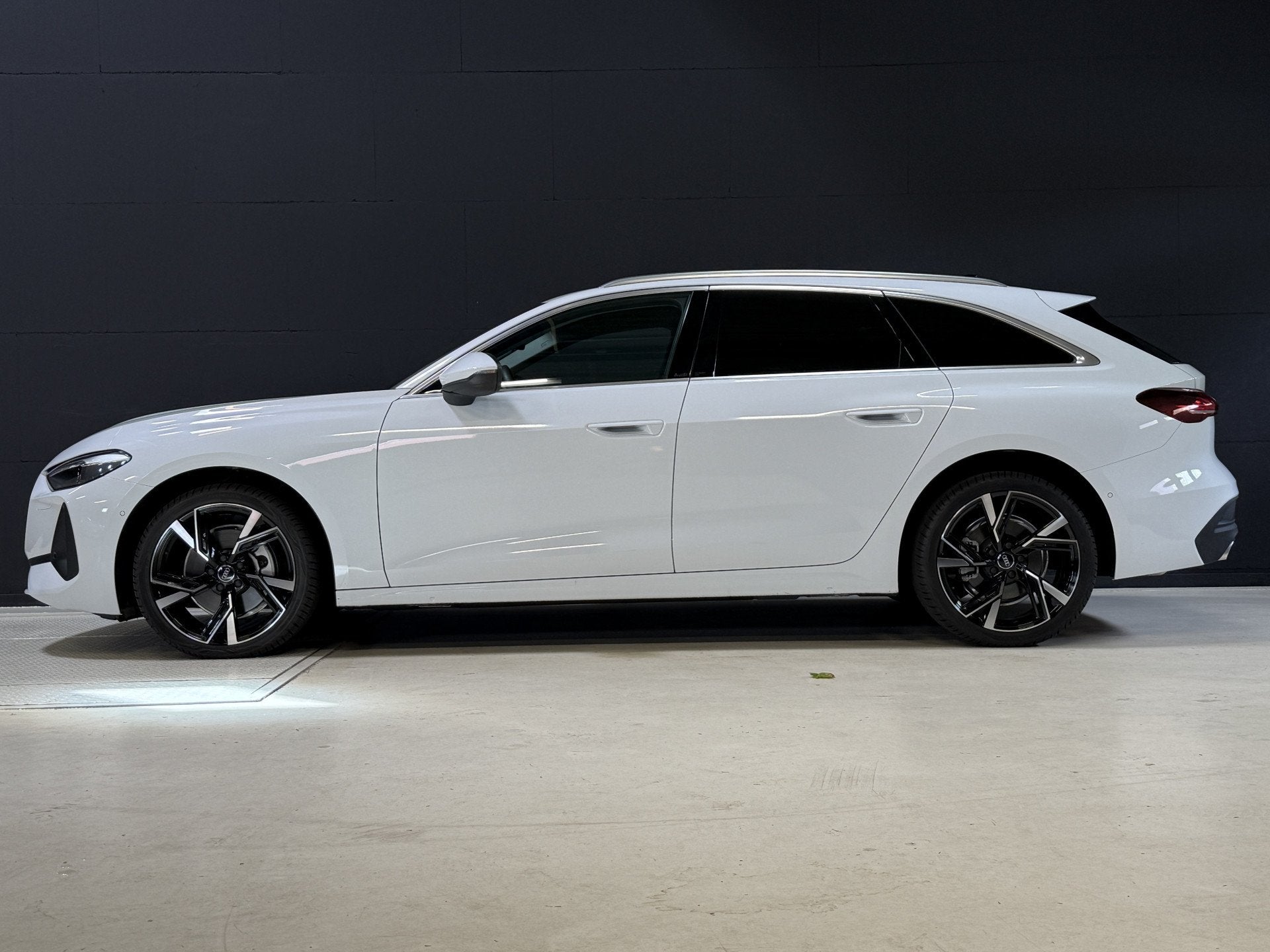 Audi A5 Avant 2.0 TFSI Advanced edition | Elek. Trekhaak | A, Auto's, Gebruikt, 4 cilinders, Wit, Geïmporteerd