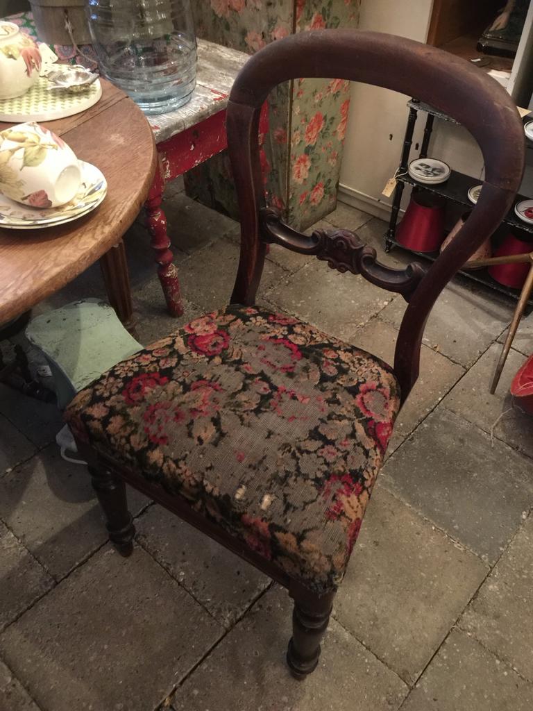 19e eeuwse mahonie stoel ‘balloon chair’, Ophalen of Verzenden