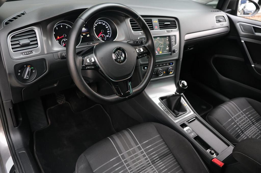 Volkswagen Golf 7 1.4 TSI 125PK R-Line Xenon Led Navi Cruise, Voorwielaandrijving, Gebruikt, 4 cilinders, 620 kg
