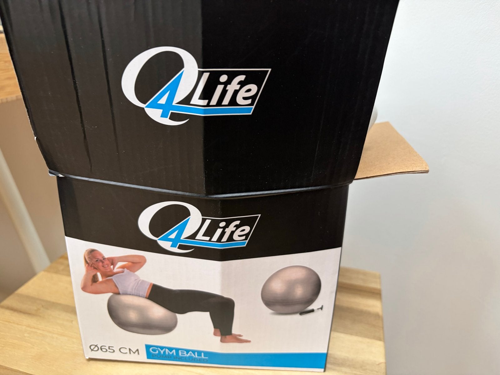 Gratis Q4Life Fitnessbal / Gymbal 65 cm - Nieuw in doos, Ophalen, Nieuw, Buik, Fitnessbal