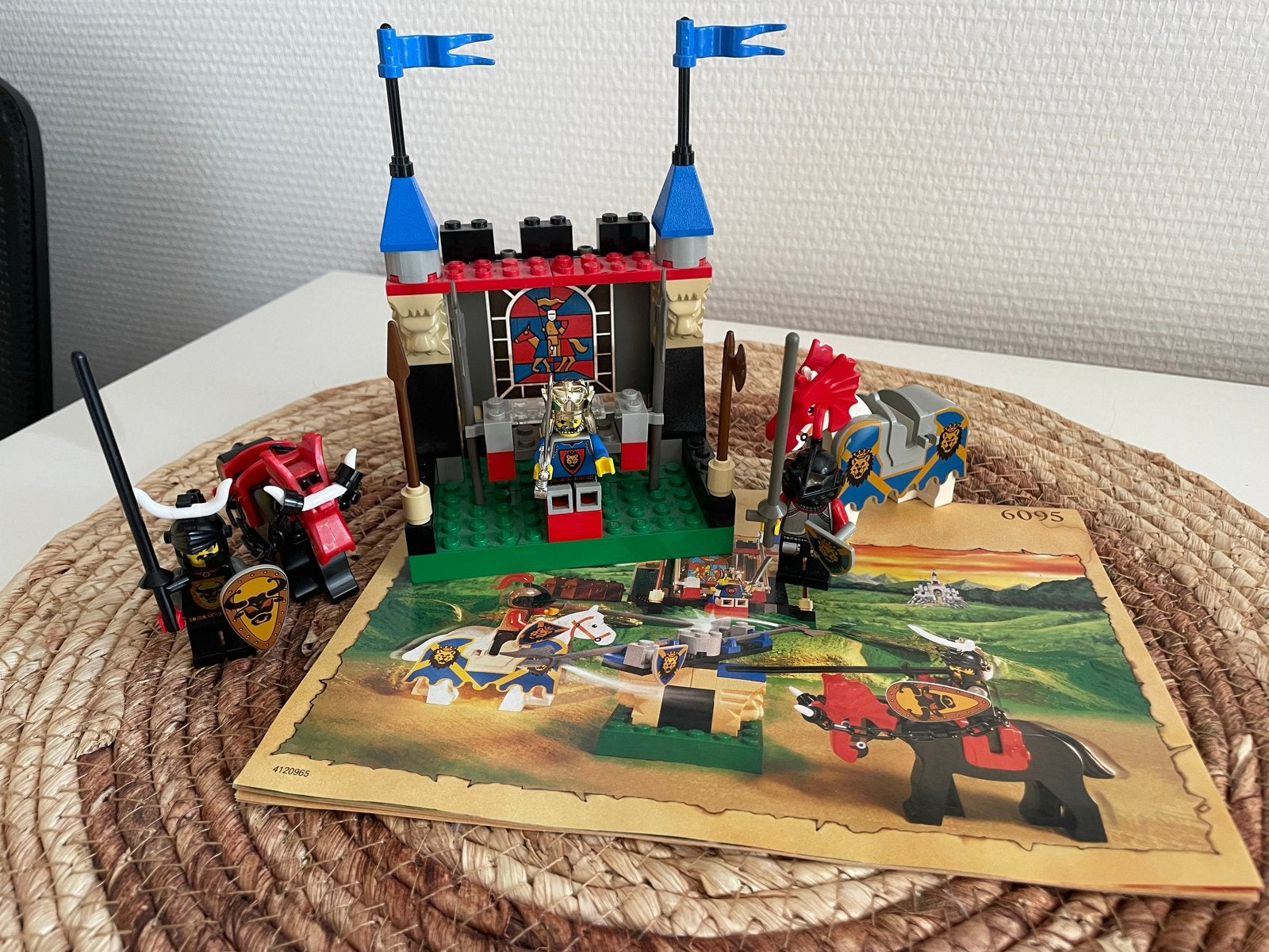 Lego Castle 6095 Koningskasteel met ridders en draak, Gebruikt, Lego, Ophalen of Verzenden, Castle