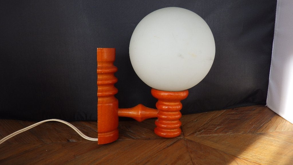oranje wandlamp met glazen bol, Gebruikt, Oranje, Ophalen of Verzenden, Wandlamp