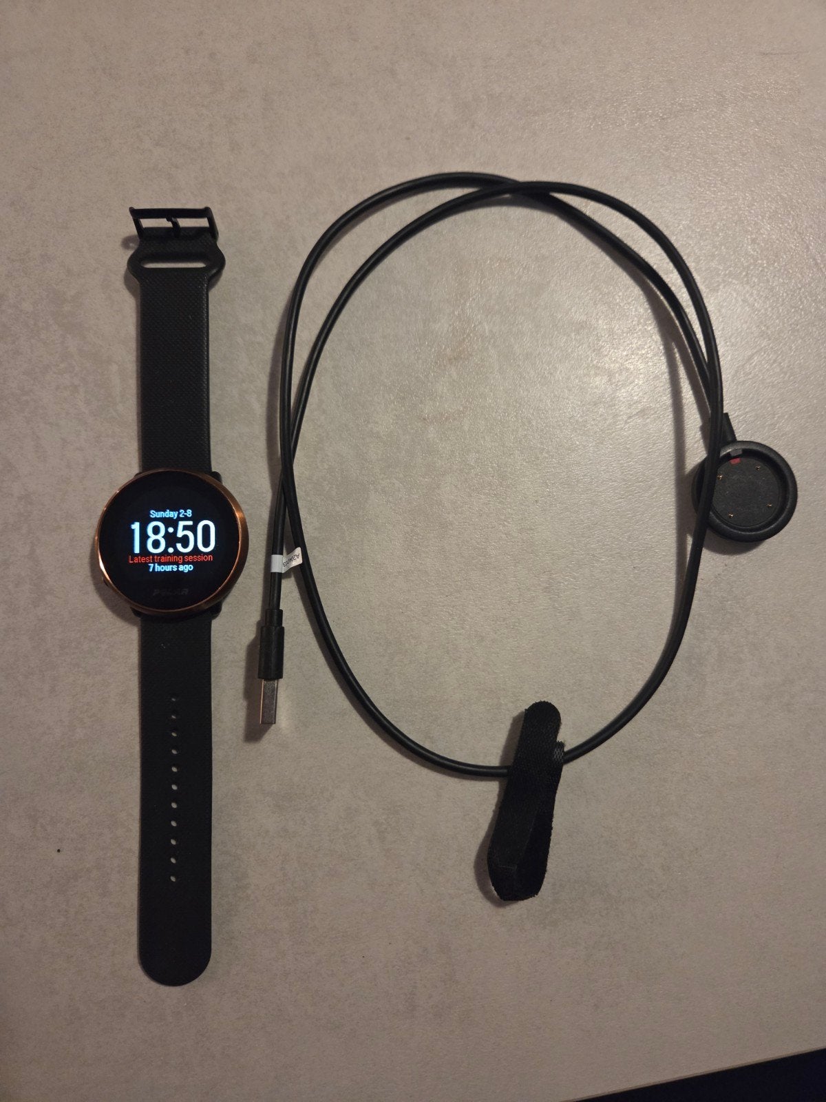 Polar Ignite Fitness Smartwatch Zwart/Roségoud, Zwart, Ophalen of Verzenden, Zo goed als nieuw, Waterdicht