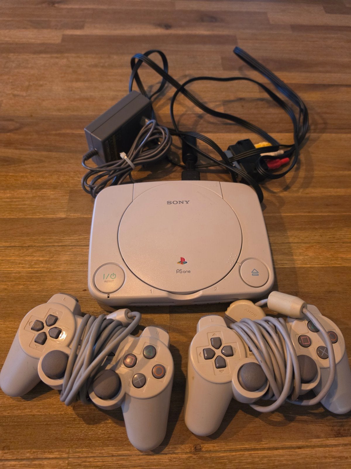 PSone Mini met 2 Joysticks - Complete Set, Spelcomputers en Games, Ophalen of Verzenden, Gebruikt, Met 2 controllers