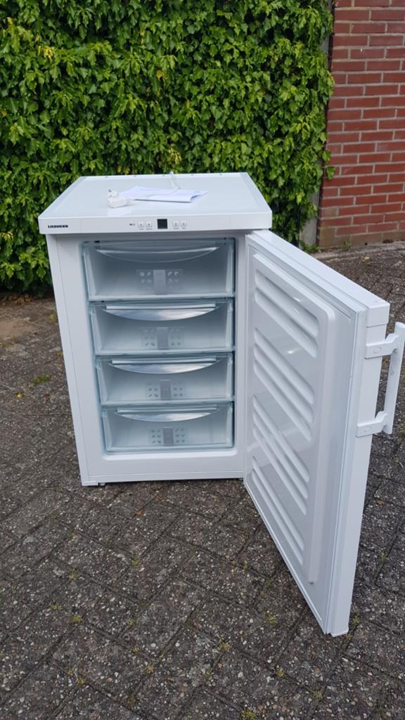 Z.g.a.n. Liebherr tafelmodel diepvries 4 laden⭐, Witgoed en Apparatuur, Vriezers en Diepvrieskisten, Minder dan 85 cm, Zo goed als nieuw