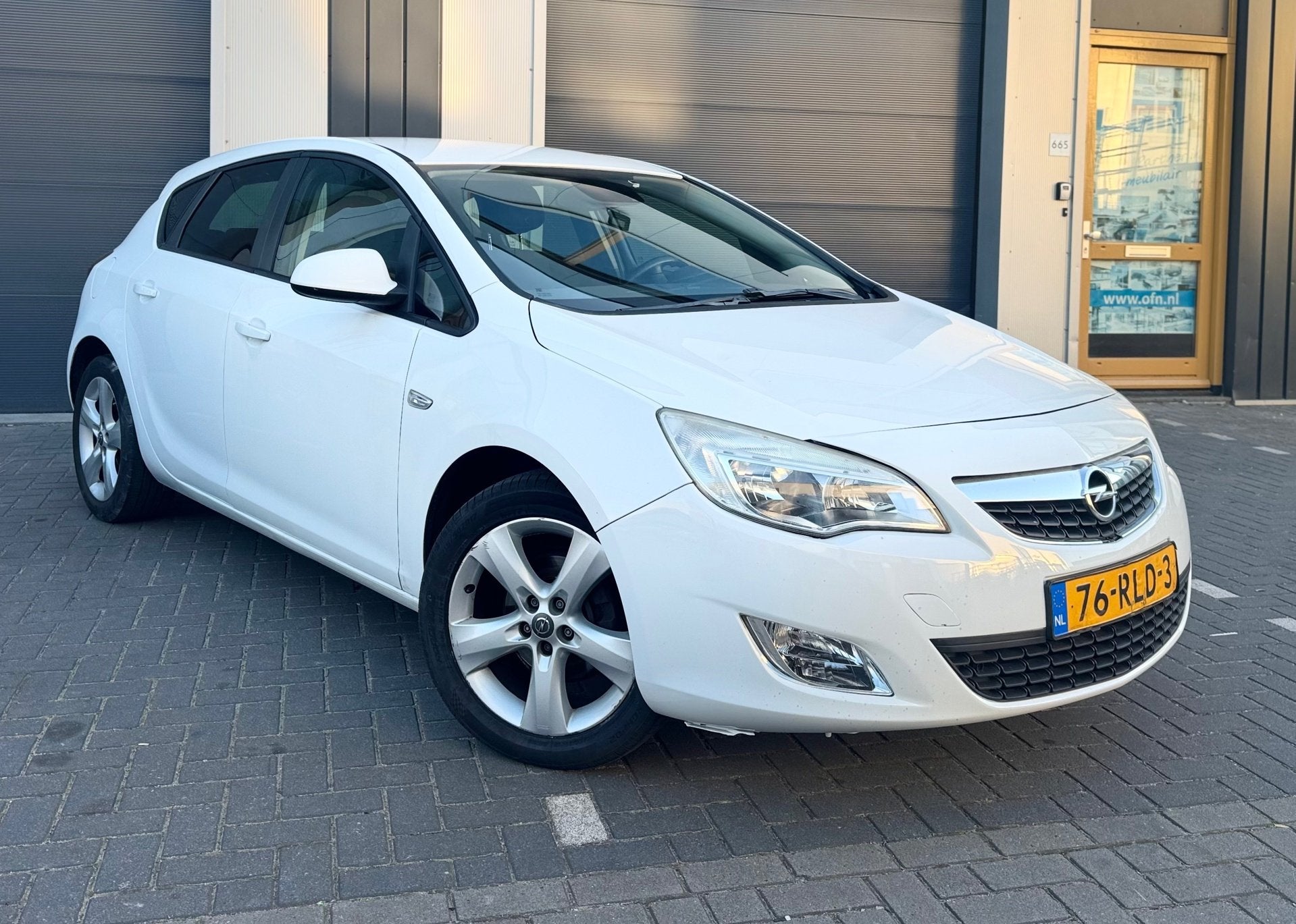 Opel Astra 1.4 Turbo Sport Edition, Euro 5, Gebruikt, 680 kg, 4 cilinders