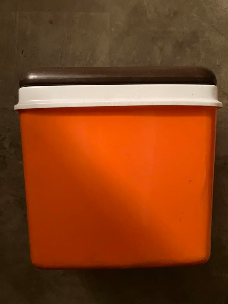 Vintage / retro vurver koelbox oranje bruin wit, Caravans en Kamperen, Ophalen of Verzenden, Zo goed als nieuw, Koelelement