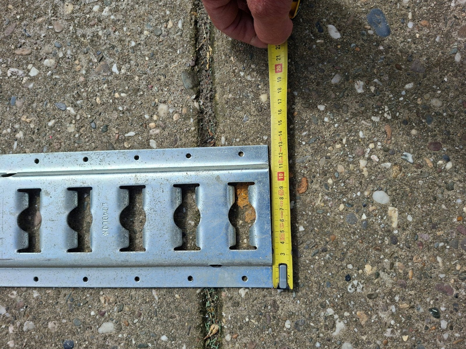Lading vastzet rails., Ophalen of Verzenden, 250 mm of meer
