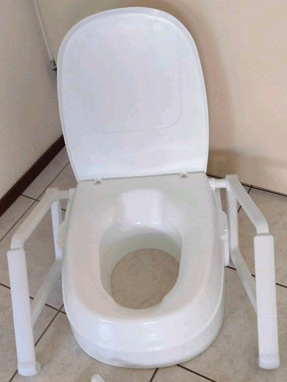 Universele toiletverhoger, Ophalen, Zo goed als nieuw