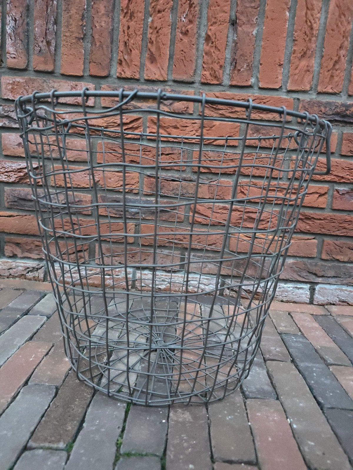Prachtige vintage antieke grote stalen draadmand €15, Ophalen of Verzenden