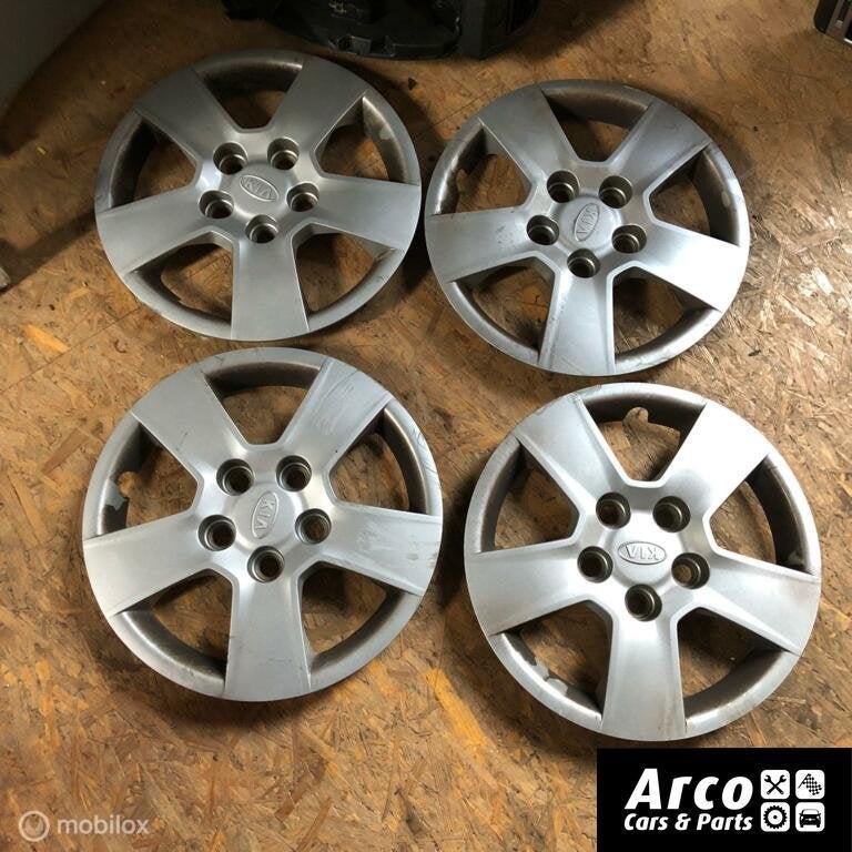 Kia Venga Wieldoppen Set 15 Inch, Gebruikt, Ophalen of Verzenden