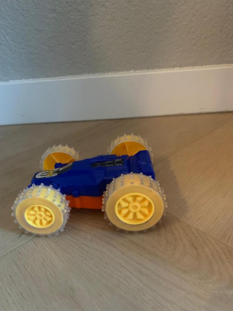 Zelfrijdende auto, omkeerbaar voor diverse kleuren, Ophalen of Verzenden, Gebruikt