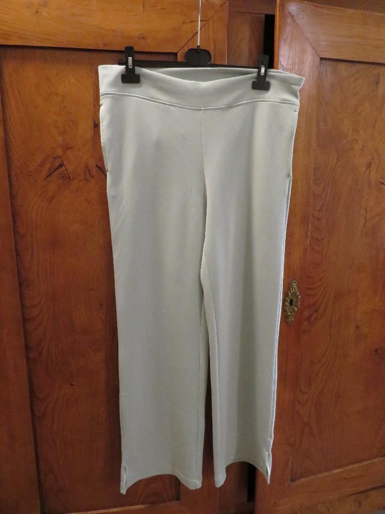 Dames broek  elastische band maat M L.Groen Hema, Maat 38/40 (M), Ophalen of Verzenden, Lang, Gedragen