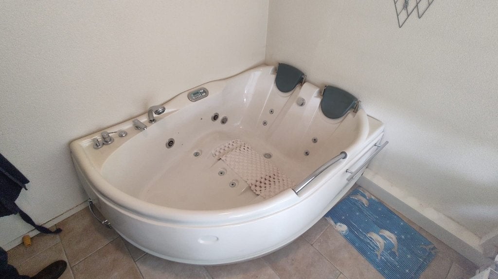 whirlpool bad, jacuzzi, bubbelbad, Ophalen, Zo goed als nieuw
