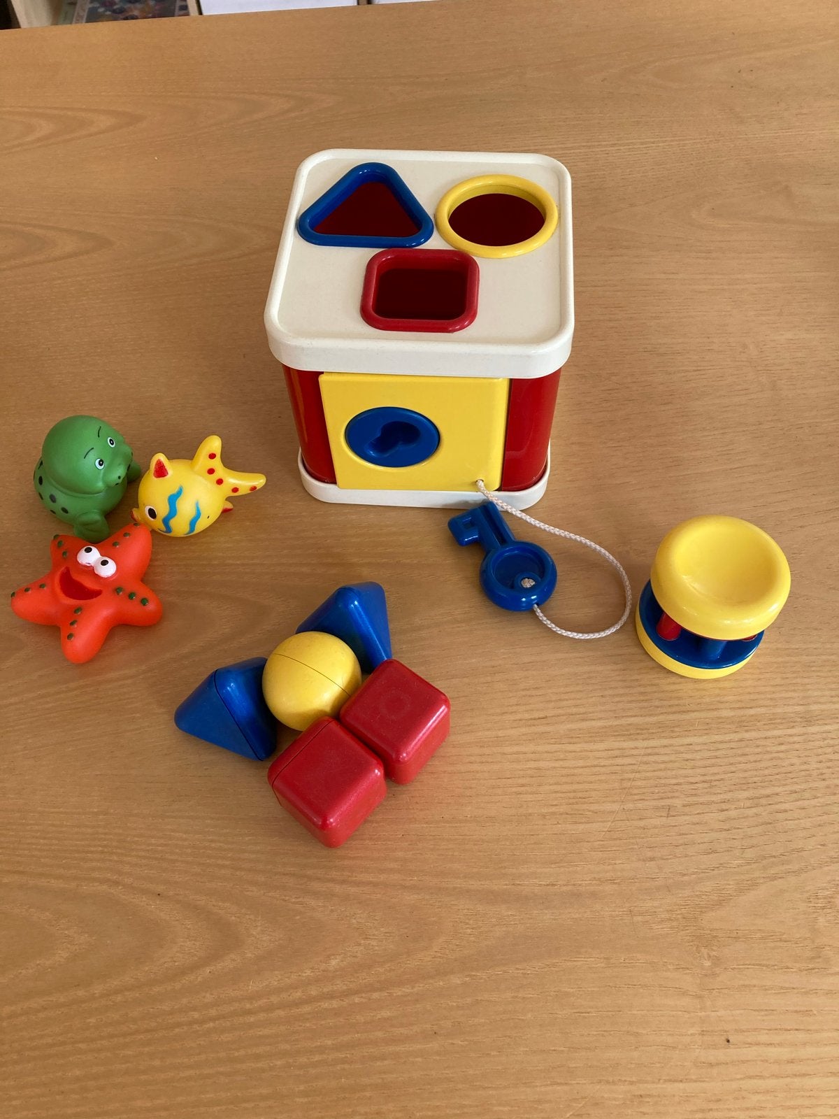 Fisher-Price Vormenstoof met Rammelaar en Badbeestjes, Ophalen, Gebruikt, Overige typen, Met geluid