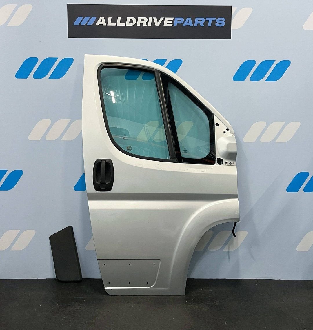 Voorportier rechts voor Peugeot Boxer grijs 9004Y1, Gebruikt, -, Deur, -