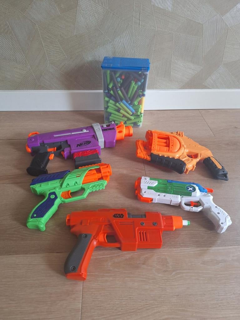 Nerf Pistolen Collectie: 5 Blasters met Pijltjes, Ophalen of Verzenden, Gebruikt