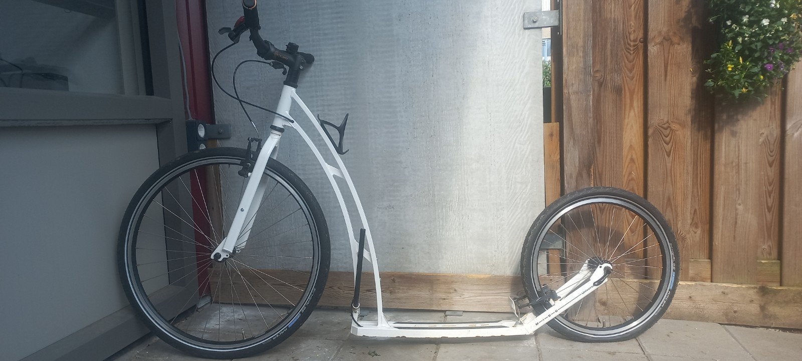 Witte MIBO Tour/racestep, Fietsen en Brommers, Ophalen, Zo goed als nieuw, Kickbike