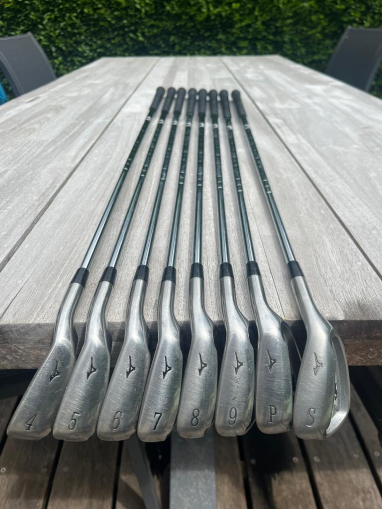 Complete set Mizuno MX 19 (4-S), Sport en Fitness, Ophalen of Verzenden, Gebruikt, Set, Mizuno