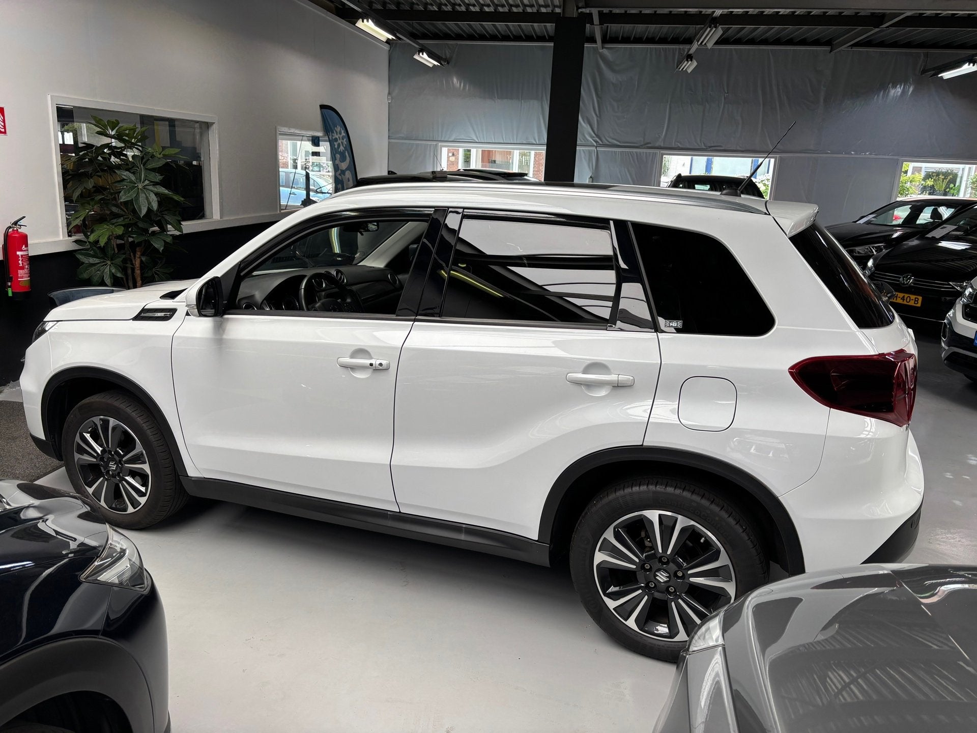 Suzuki VITARA 1.4 Boosterjet Style Smart Hybrid / Carplay /, Auto's, Gebruikt, 4 cilinders, Wit, Bedrijf