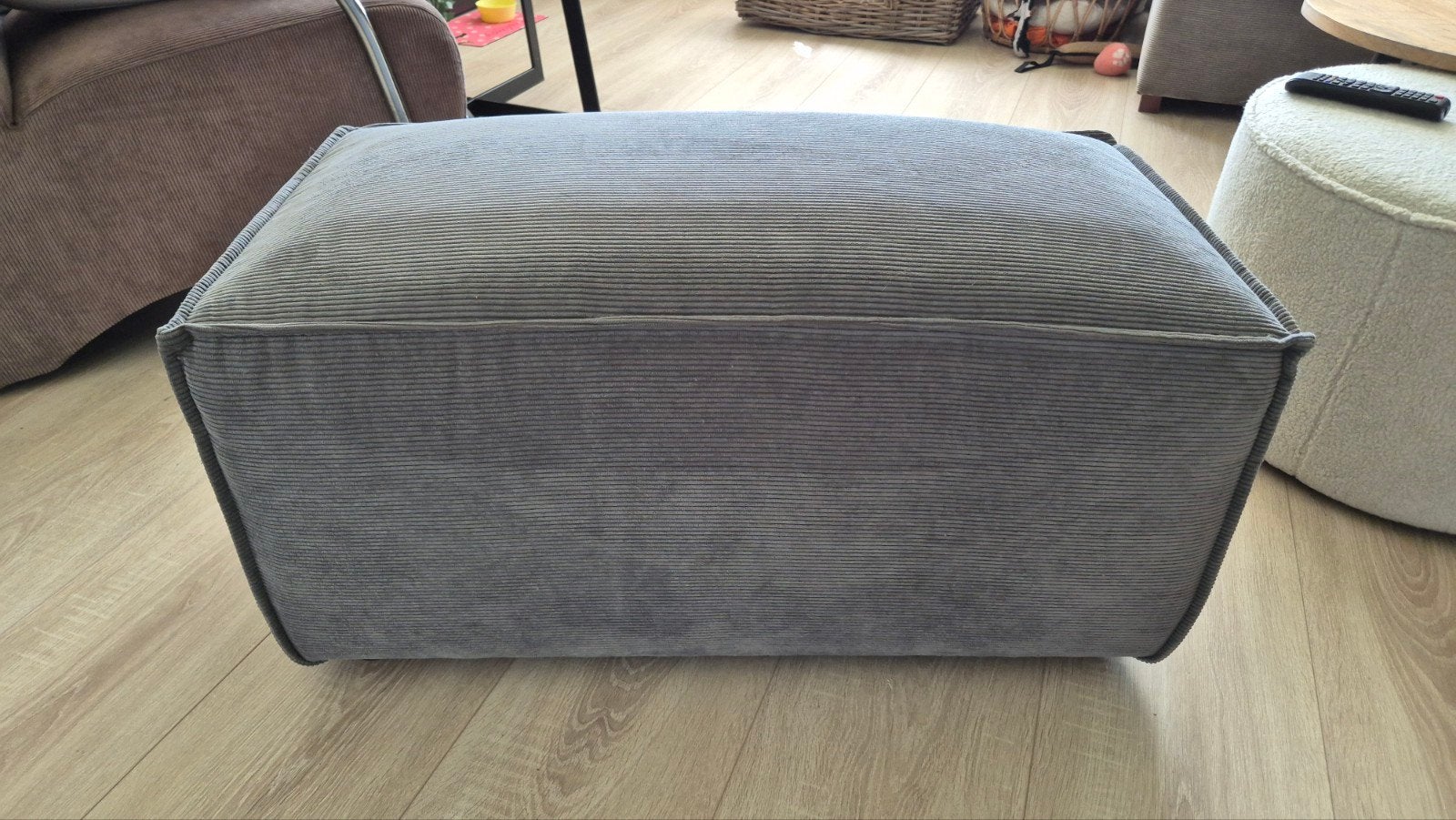 Woood James ribstof, Ophalen, Modern, Comfortabel, Minder dan 50 cm, Zo goed als nieuw