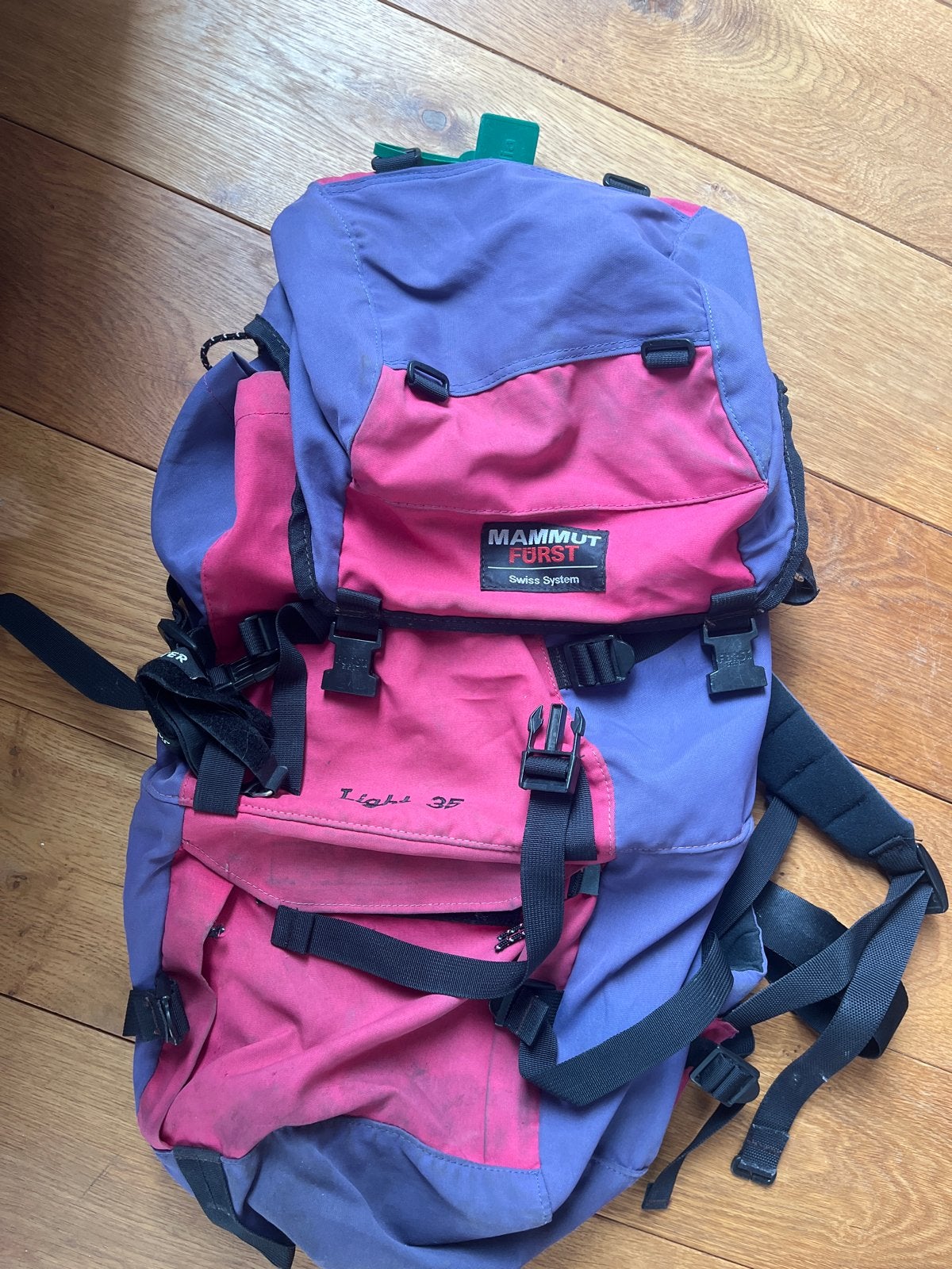 Mammut Furst Light 35 Rugzak - Vintage Roze/Paars, Ophalen, Gedragen