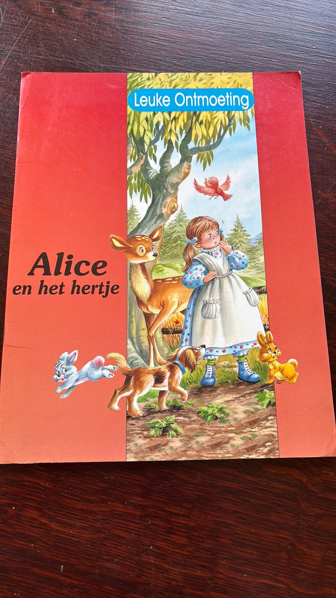 Leuke ontmoeting - Alice en het hertje, Boeken, Ophalen of Verzenden, Zo goed als nieuw, Fictie algemeen