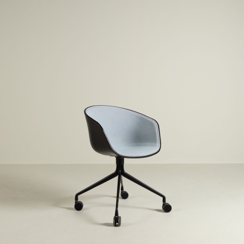 HAY AAC24 Bureaustoel Zwart/Lichtblauw Kunststof/Stof - Alum
