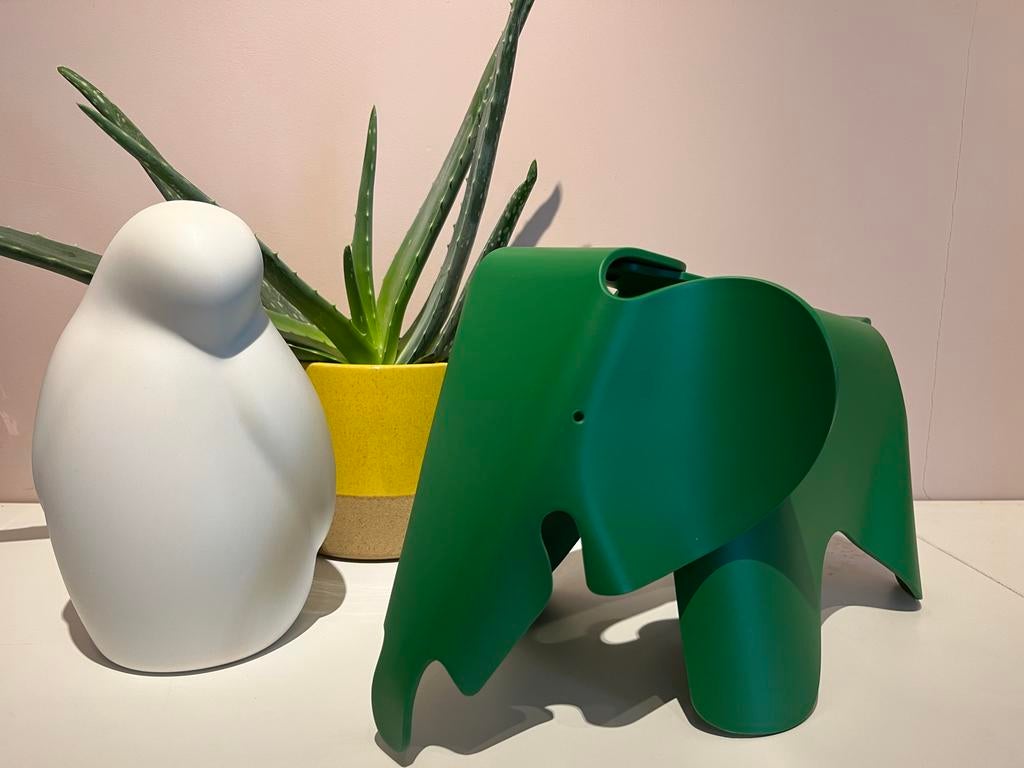 Vitra Eames Elephant small groen | NIEUW!, Antiek en Kunst, Kunst | Designobjecten, Ophalen of Verzenden