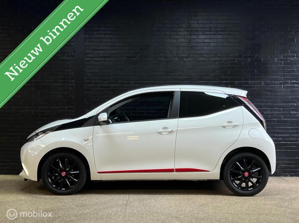 Toyota Aygo 1.0 VVT-i, Auto's, Gebruikt, Overige carrosserieën, Wit, Bedrijf