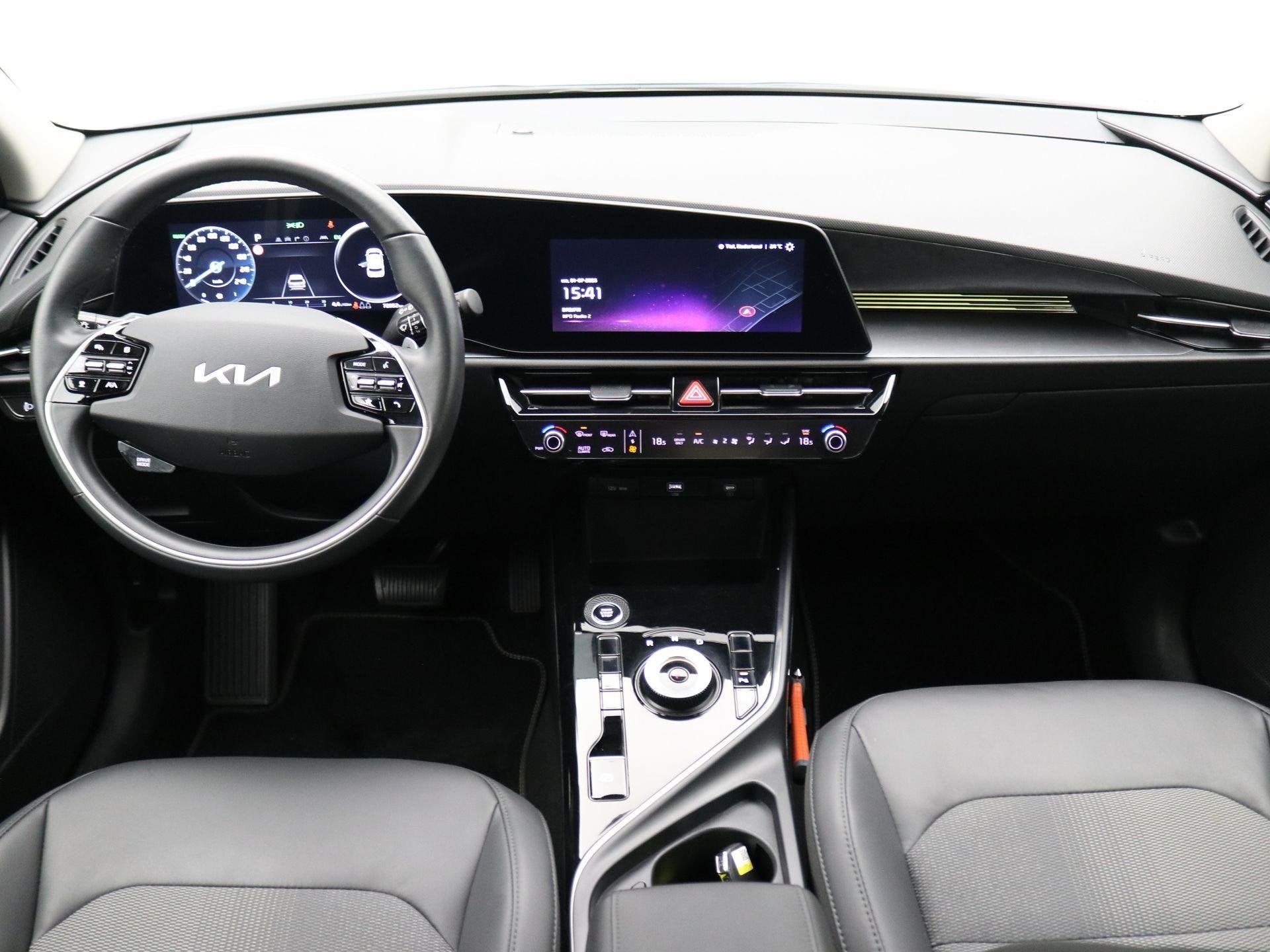 Kia Niro 1.6 GDi Hybrid DynamicLine / Automaat / Navigatie /, Auto's, Kia, 1374 kg, Gebruikt, Blauw, Leder en Stof