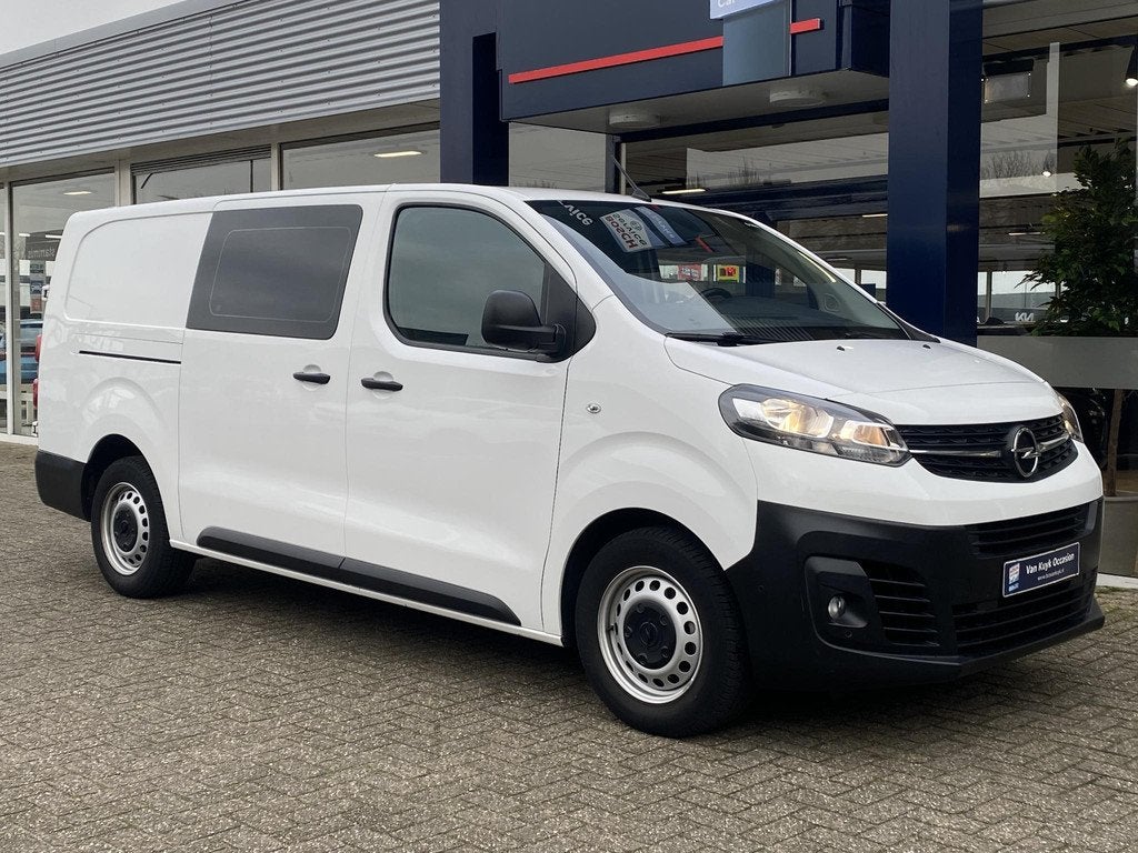 Opel Vivaro 1.5 CDTI L3H1 DC Selection / 6-Persoons / Cruise, Voorwielaandrijving, Gebruikt, 4 cilinders, 1864 kg