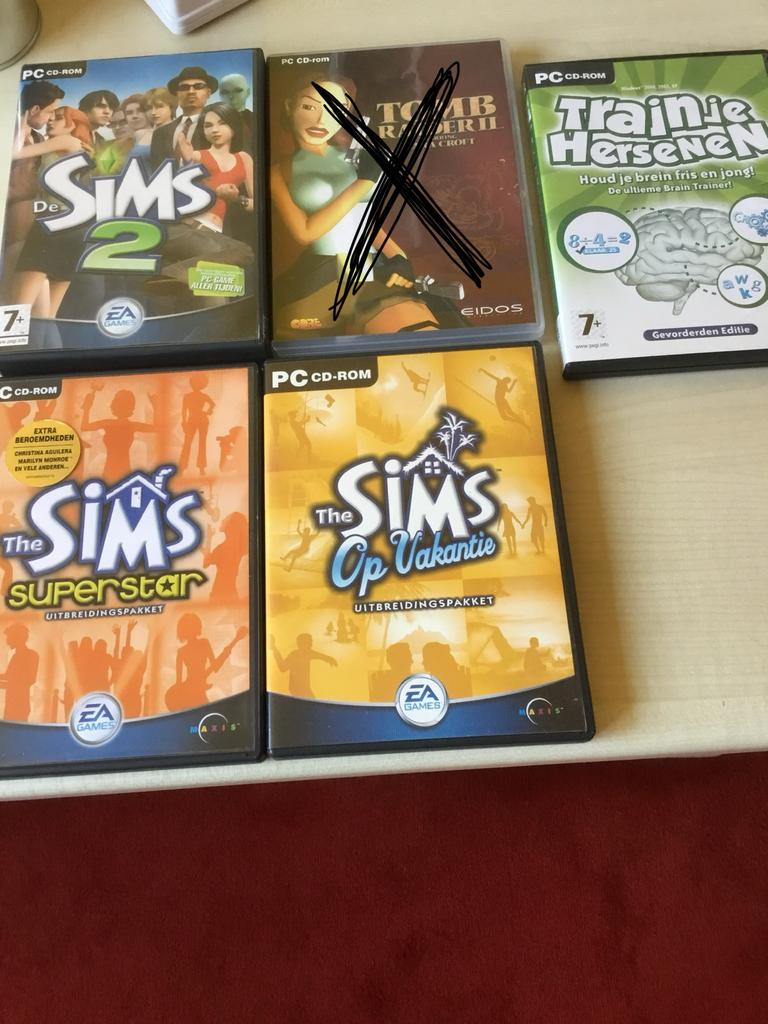 The Sims 2, Superstar, Op Vakantie & Train je Hersenen, 1 speler, Ophalen of Verzenden, Zo goed als nieuw, Vanaf 7 jaar