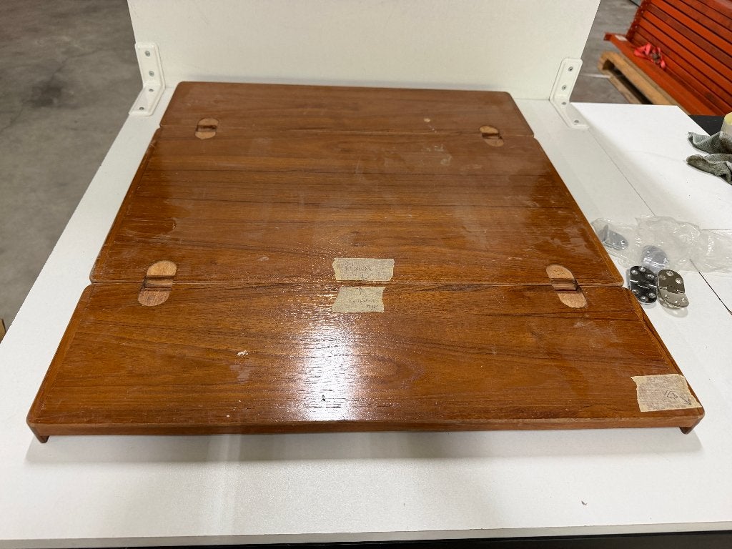 Teak tafel inklapbaar gelakt 600 x 350/700 mm, Ophalen of Verzenden, Zo goed als nieuw, Lijn of Blok