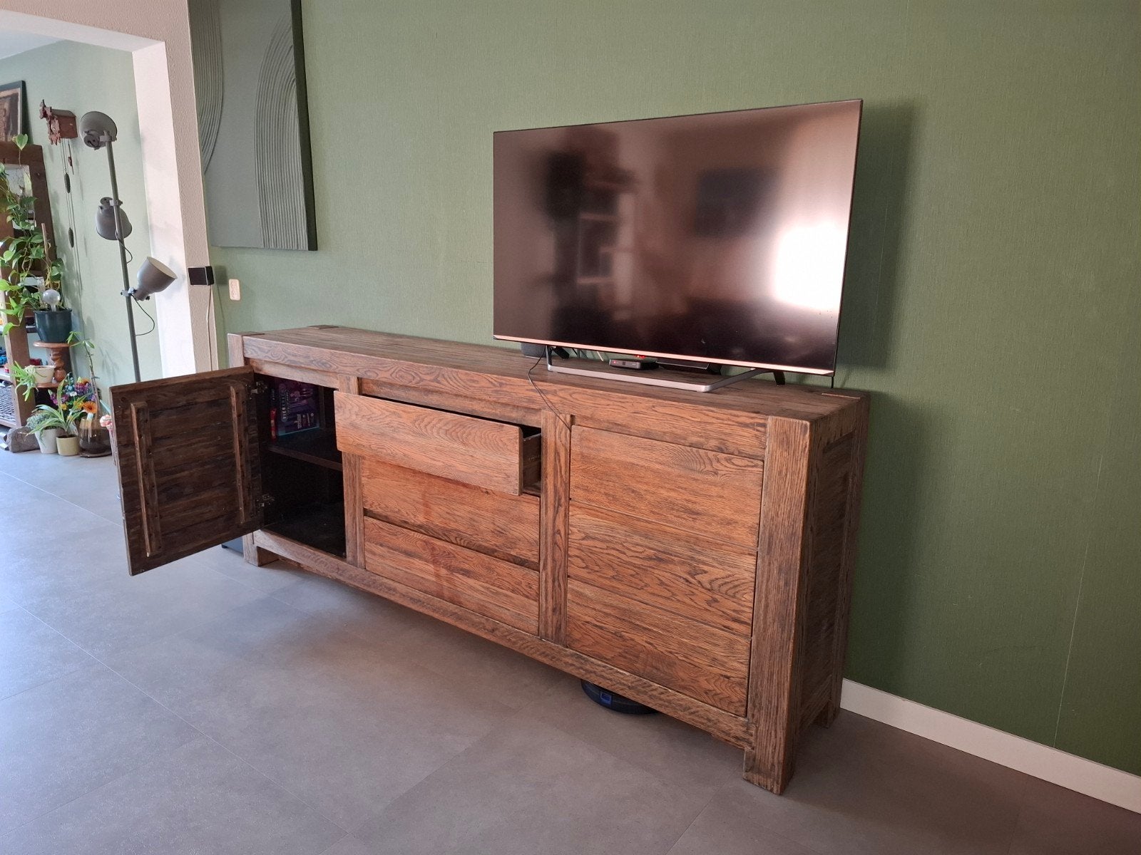 Zwaar Eiken Eettafel en Dressoir Set, Huis en Inrichting, Tafels | Eettafels, Ophalen